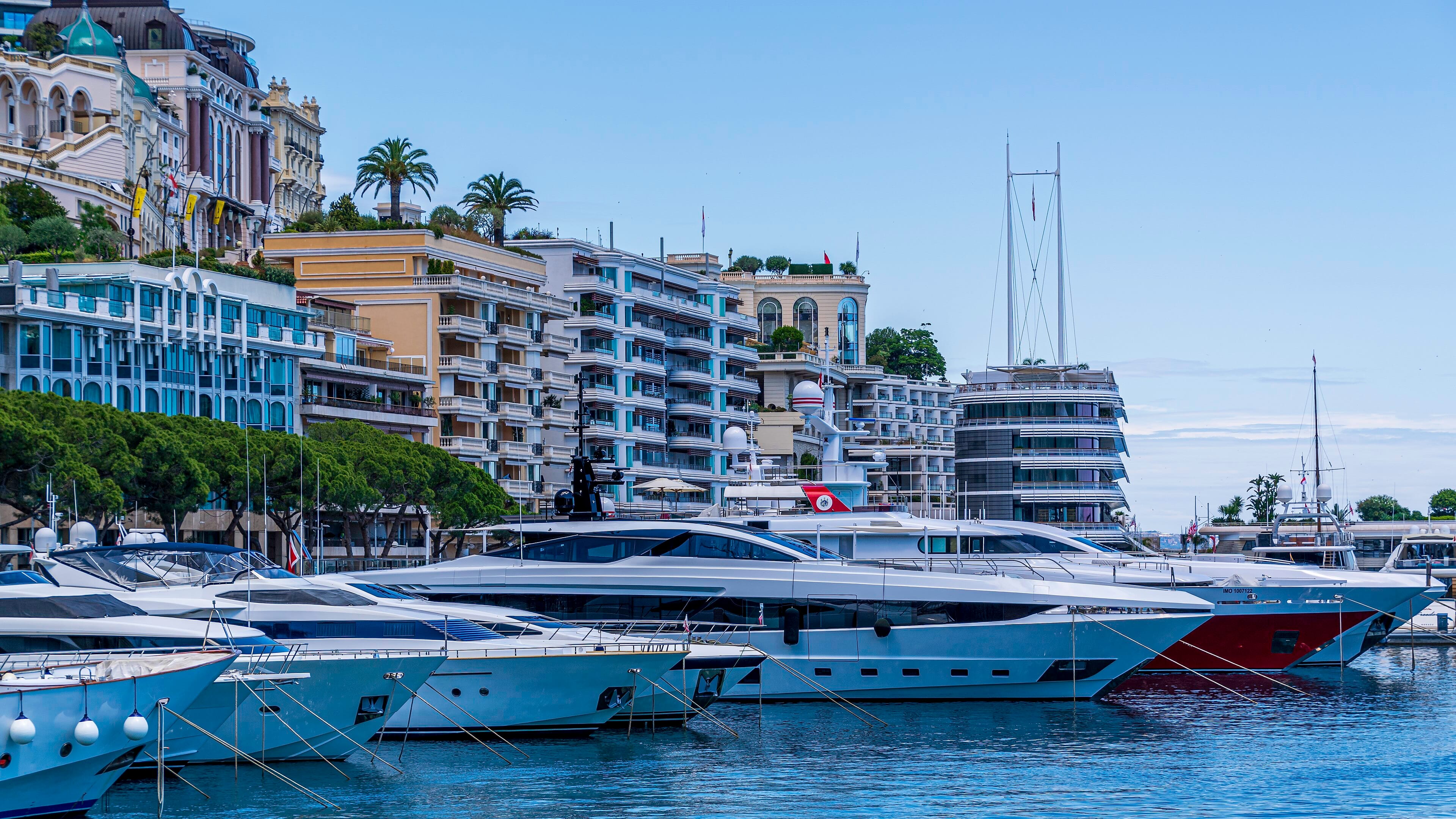 Vente aux enchères — Yacht Club de Monaco